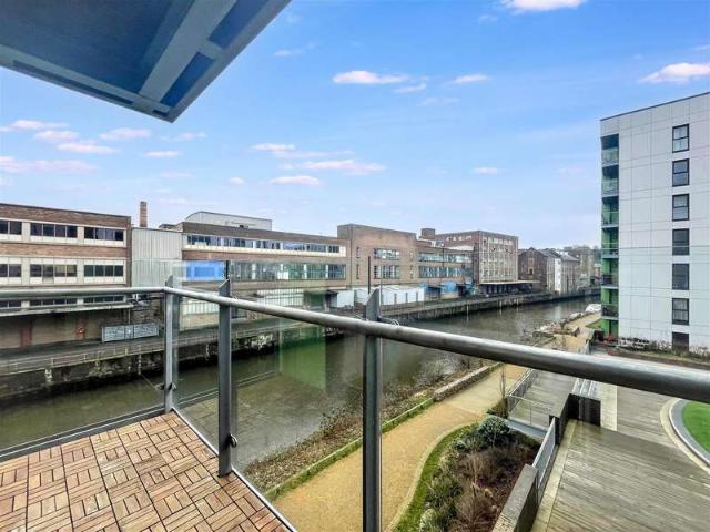Apartment for sale in East Bank, Norfolk