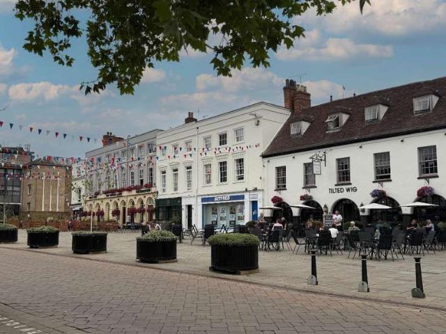 Apartment for sale in Cliff Hill, Warwick