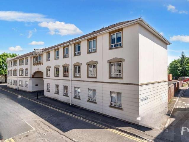 Apartment for sale in Ewens Farm, Golden Valley