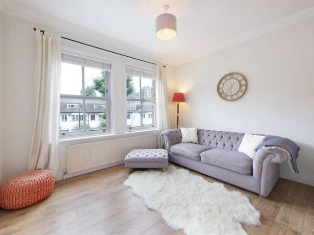 Apartment for sale in Gospel Oak, Greater London