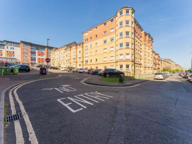 Apartment for sale in Dennistoun, Scotland