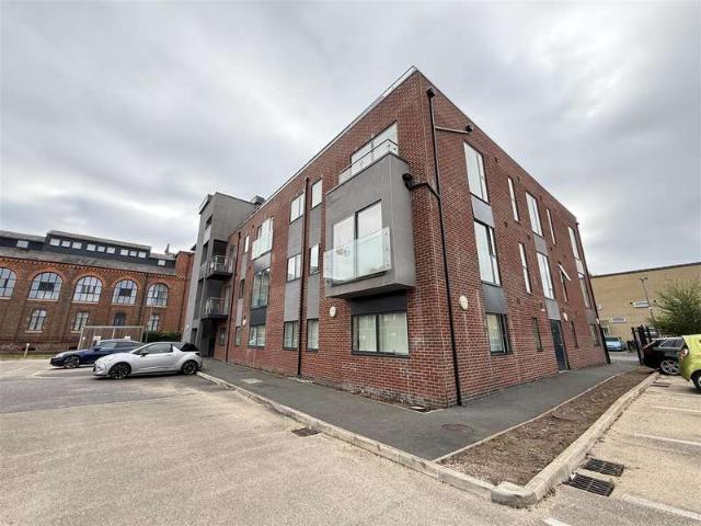 Apartment for sale in Hulme, Manchester