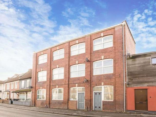 Apartment for sale in Whitehall, Feckenham
