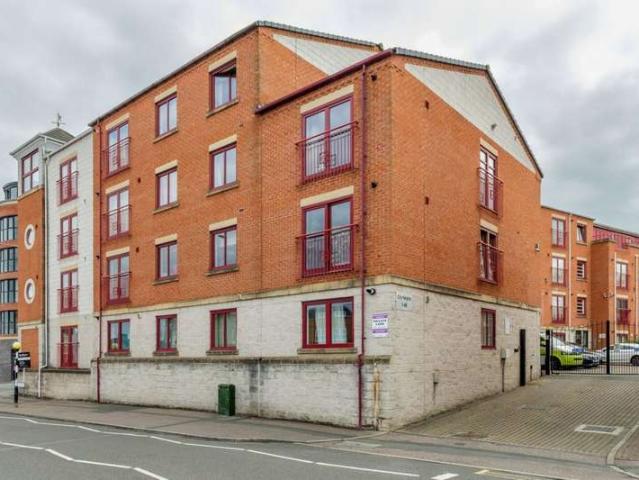 Apartment for sale in Elmfield, Leicestershire