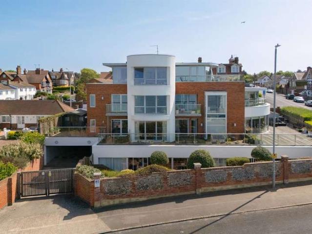 Apartment for sale in Westgate-on-Sea, Acol