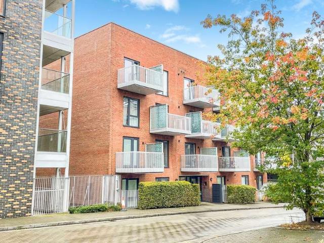 Apartment for sale in Central Milton Keynes, Milton Keynes