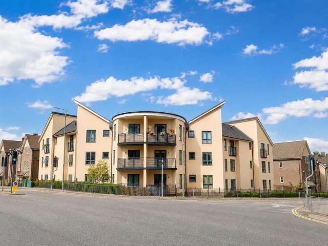 Apartment for sale in Pouchen End, Hertfordshire