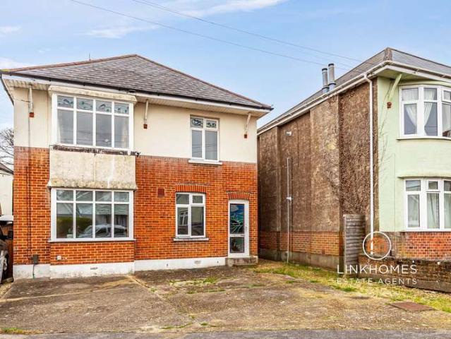 Apartment for sale in Upper Parkstone, Poole