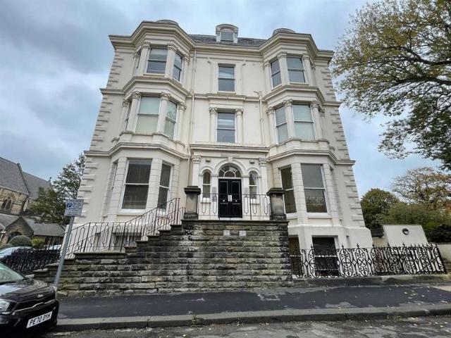 Apartment for sale in South Cliff, Kepwick
