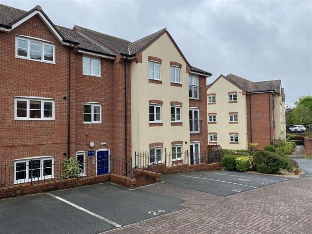 Apartment for sale in Stone, Baswich