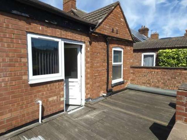 Apartment for rent in Leyfields, Kettlebrook