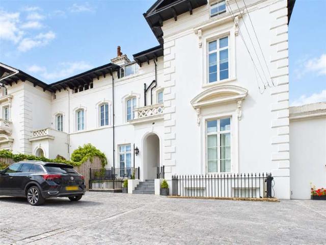 Apartment for sale in New Brighton, Wallasey