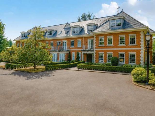 Apartment for sale in Wokingham