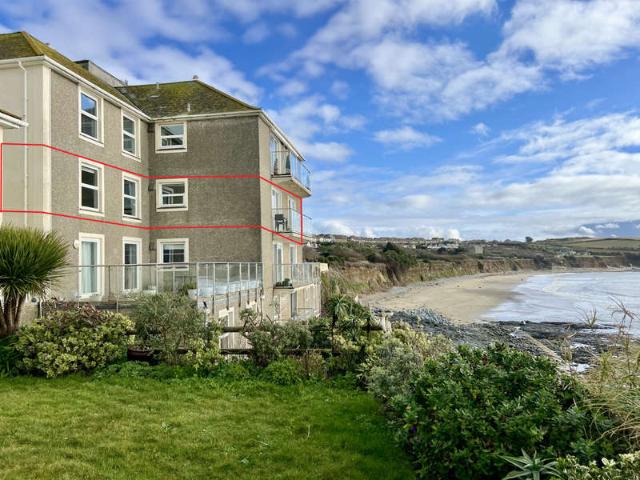 Apartment for sale in Marazion