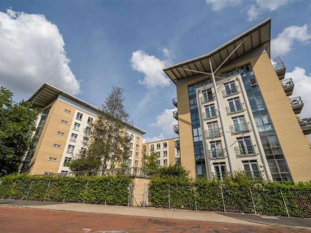 Apartment for sale in Newtown, Reading