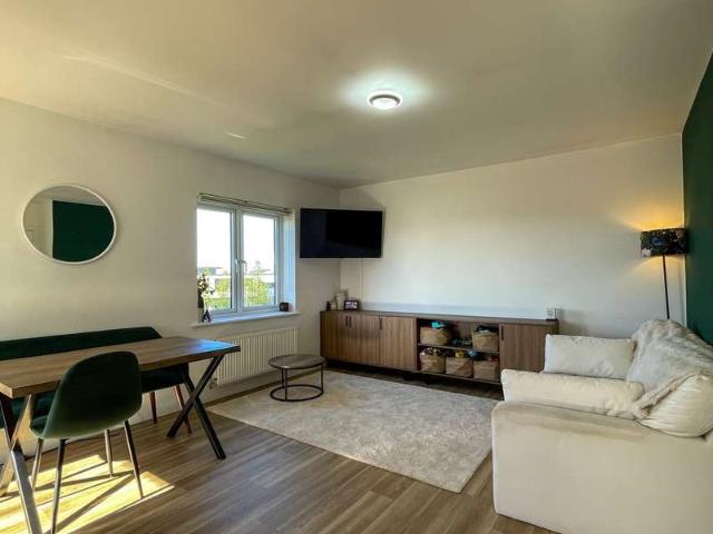 Apartment for sale in Old Wolverton, Milton Keynes