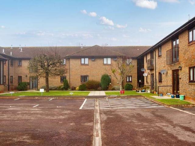 Apartment for sale in Stonehouse, School House