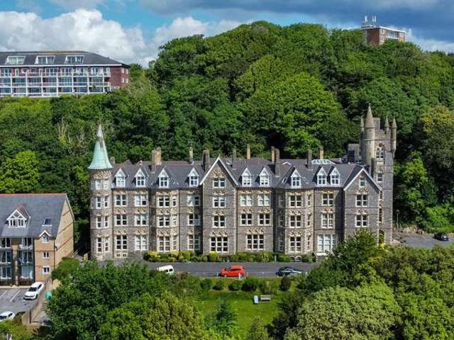 Apartment for sale in Rotherslade, Newton