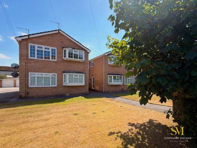 Apartment for sale in Formby, Sefton