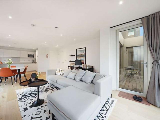 Apartment for sale in Barnsbury, Greater London