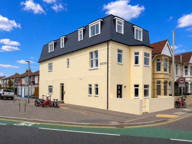 Apartment for sale in Tipner, City Of Portsmouth