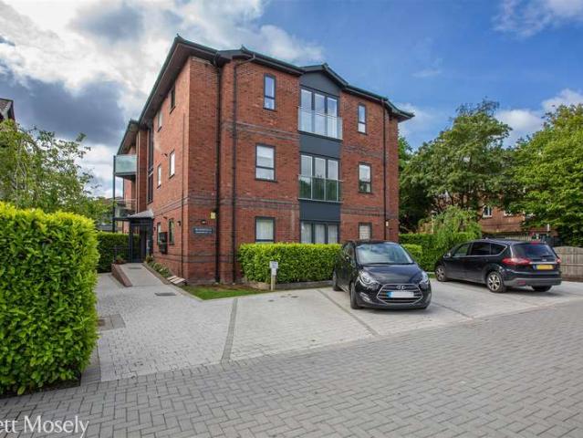 Apartment for sale in The Butts, Kent