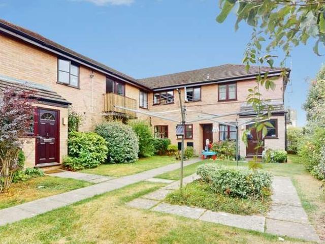 Apartment for sale in Lynworth, Cheltenham
