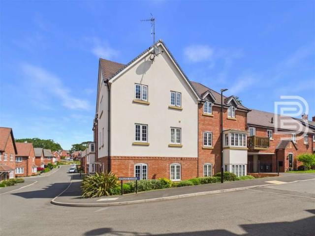 Apartment for sale in New Bilton, Warwickshire
