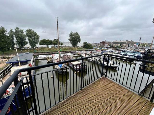Apartment for sale in Milton, Hamerton