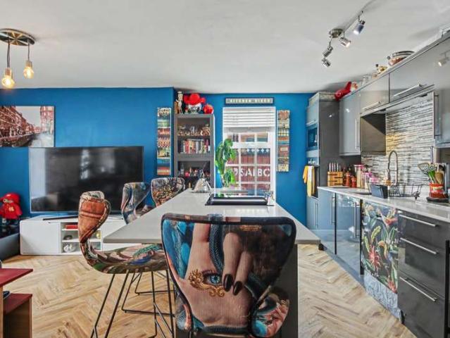 Apartment for sale in Castlefield, Manchester