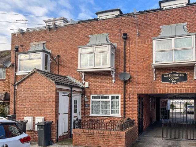 Apartment for sale in Milton, City Of Portsmouth