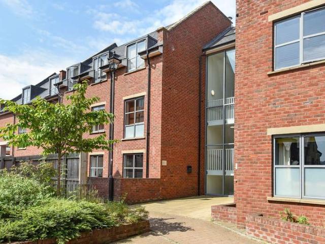 Apartment for sale in King's Walden, Hertfordshire