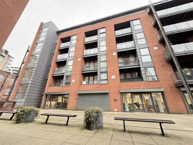 Apartment for sale in City Centre, Salford