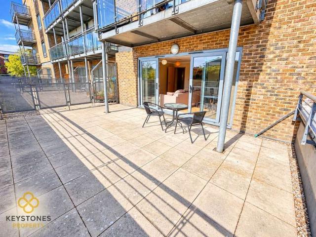 Apartment for rent in Hythe, Colchester
