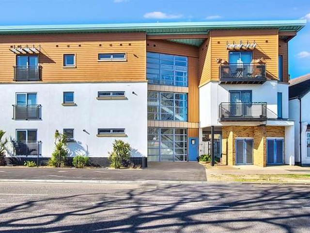 Apartment for sale in Leigh-on-sea, Eastwood Apartment for sale in Leigh-on-sea, Eastwood