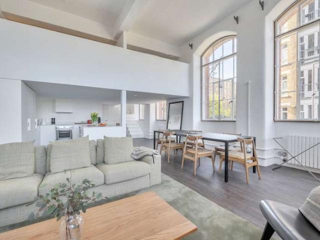 Apartment for sale in Old Ford, Bow