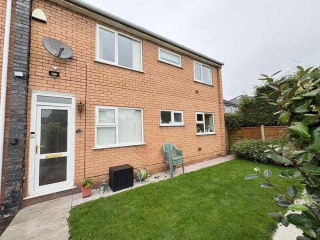 Apartment for sale in London Borough of Ealing, Park Royal