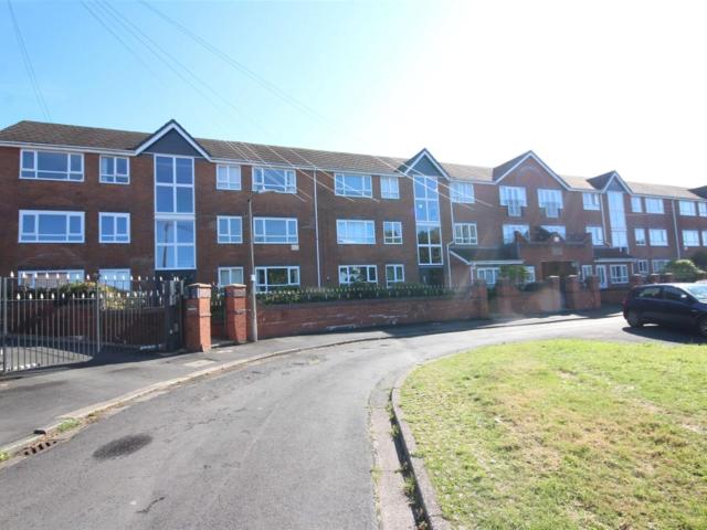 Apartment for rent in Lee Bank, Greater Manchester