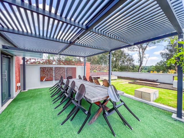 Apartment for sale in Abbotsford, Rosebank