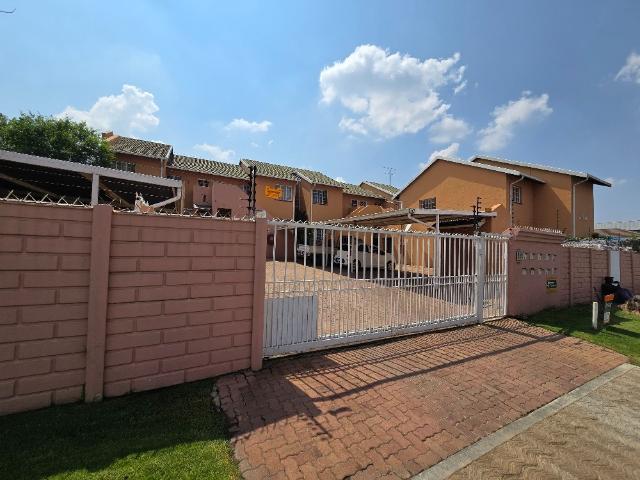 Apartment for sale in Ekurhuleni, Gauteng