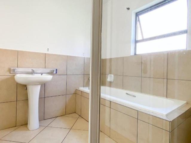 Apartment for sale in Ekurhuleni, Gauteng