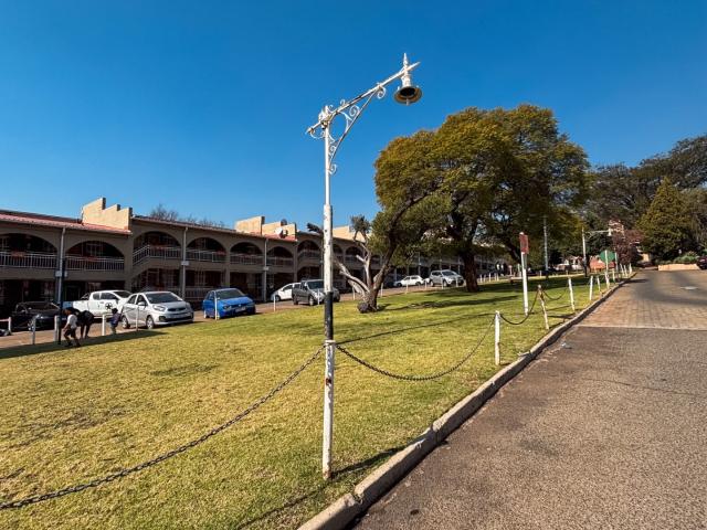Apartment for sale in Vosloorus, Gauteng