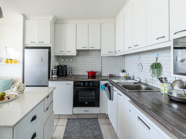 Apartment for sale in Amanzimtoti, Kwazulu-natal
