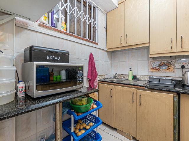 Apartment for sale in Kingsburgh, Kwazulu-natal