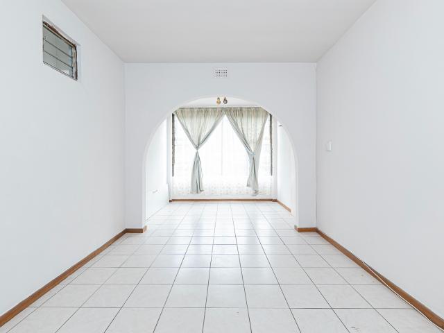 Apartment for sale in Kingsburgh, Kwazulu-natal