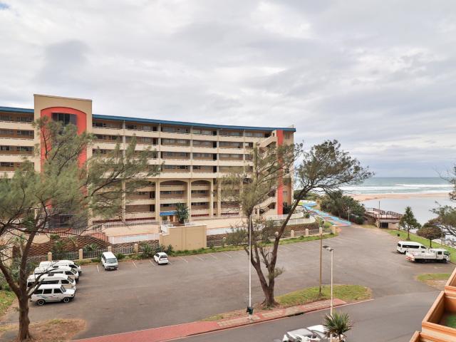 Apartment for sale in Kingsburgh, Kwazulu-natal