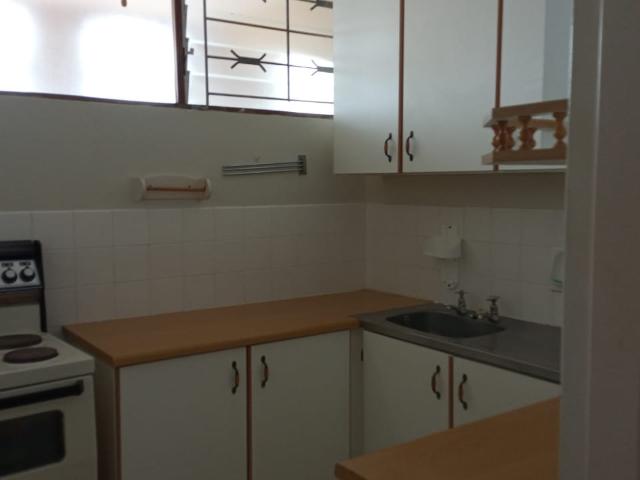 Apartment for sale in Kingsburgh, Kwazulu-natal
