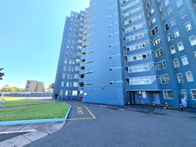 Apartment for sale in Kingsburgh, Kwazulu-natal