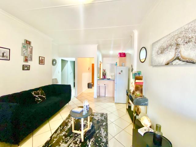 Apartment for sale in Waterkloof, Gauteng