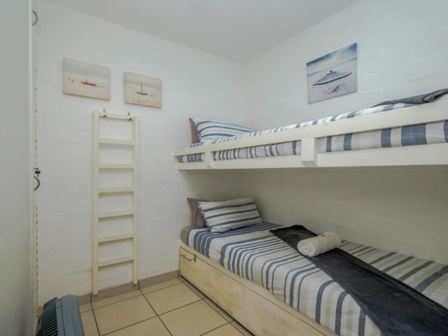 Apartment for sale in Princess Grant, Kwazulu-natal